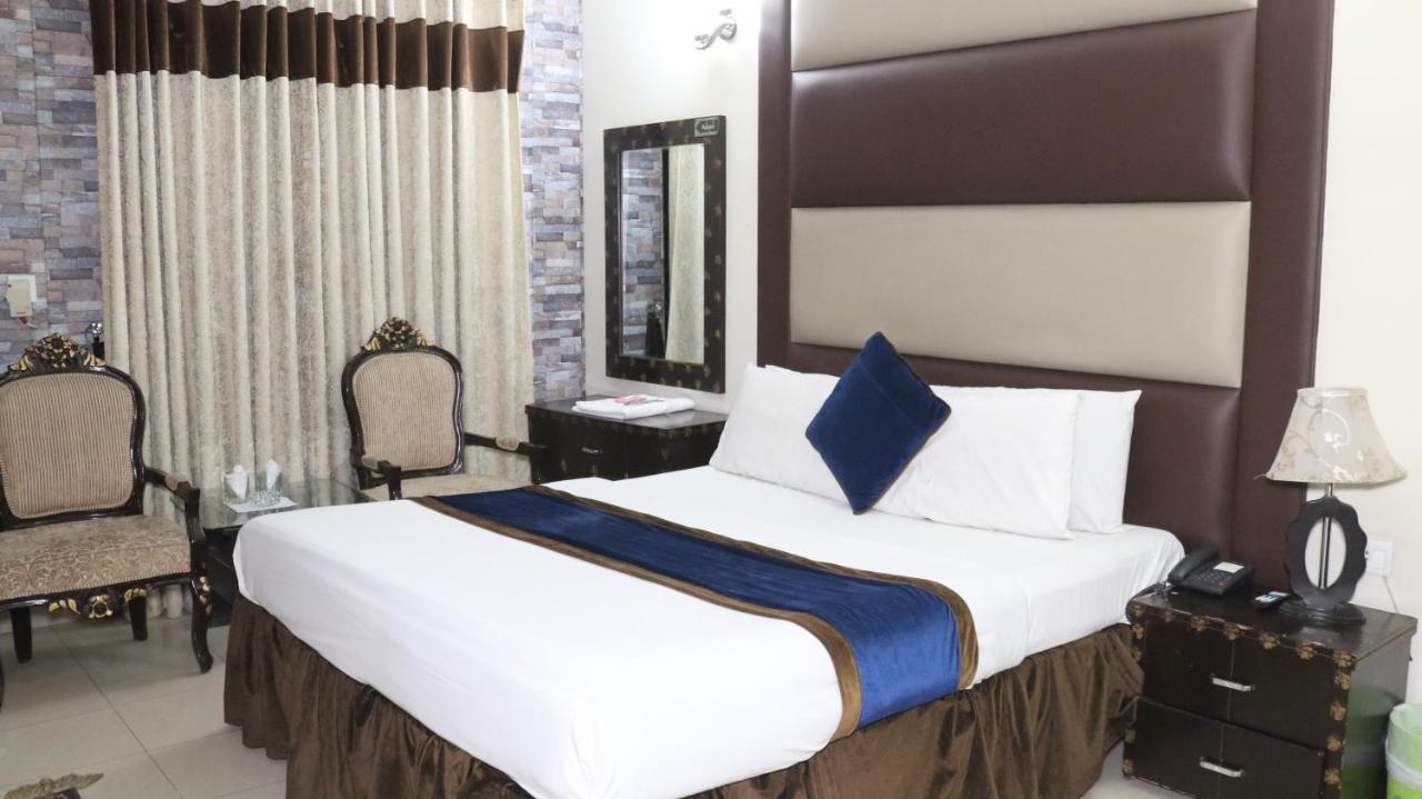 Hotel Tourist Inn 라호르 외부 사진