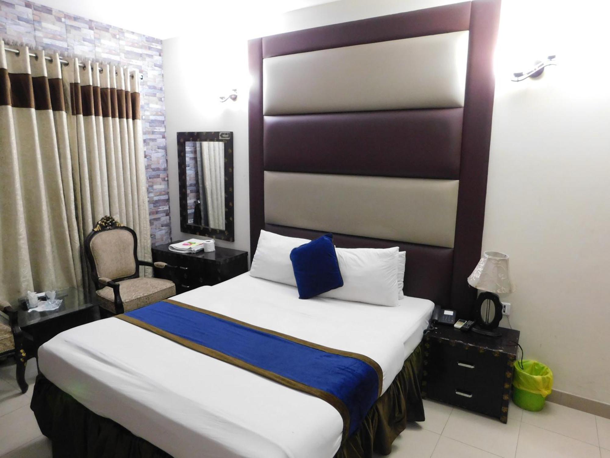 Hotel Tourist Inn 라호르 외부 사진